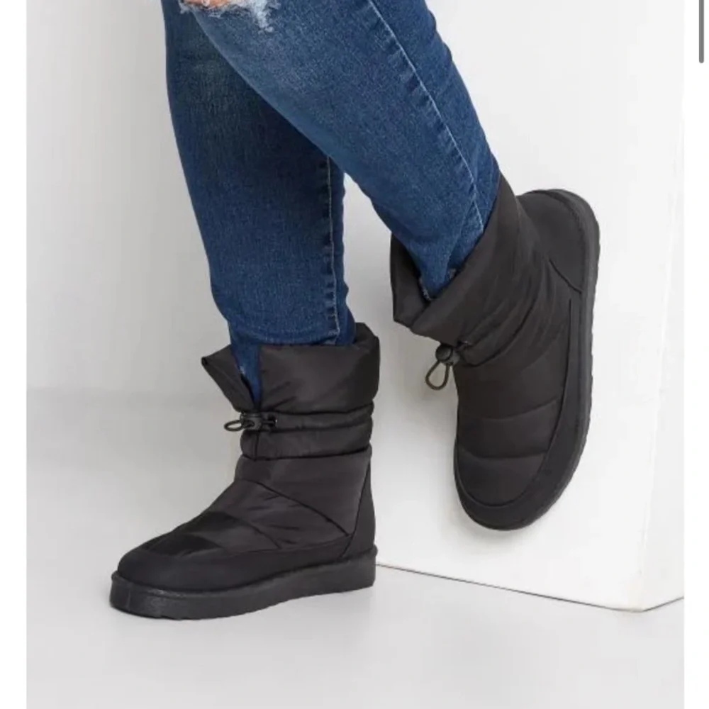 Women’s Black Winter Snow/Rain Boots